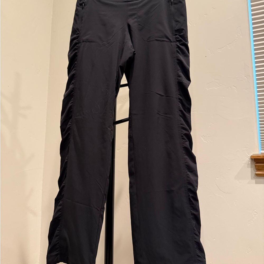 Athleta LaVida Lined Pants Black Size 6
